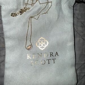Kendra Scott small Elisa necklace